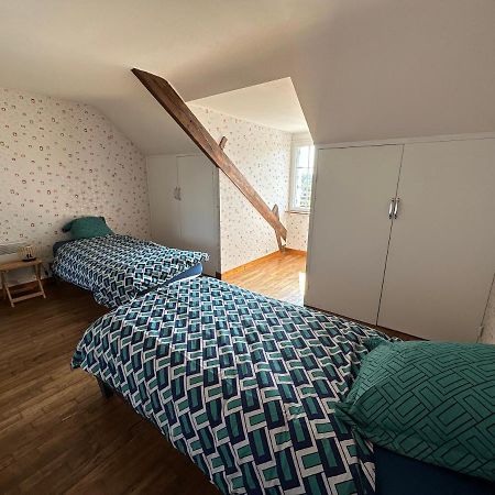 Chez Tante Muguette Proche Dinan Lägenhet Le Hingle Exteriör bild